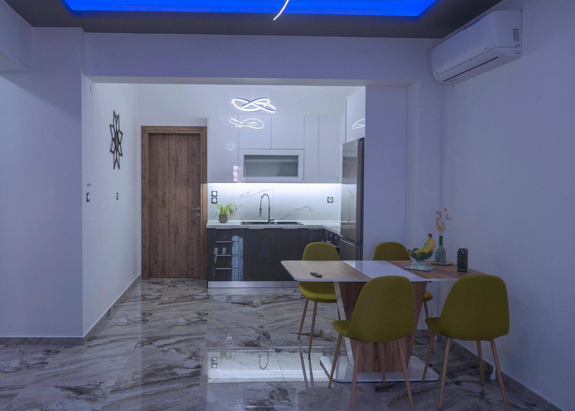 Luxe Suite, Achilles' Private Getaway Appartement *
